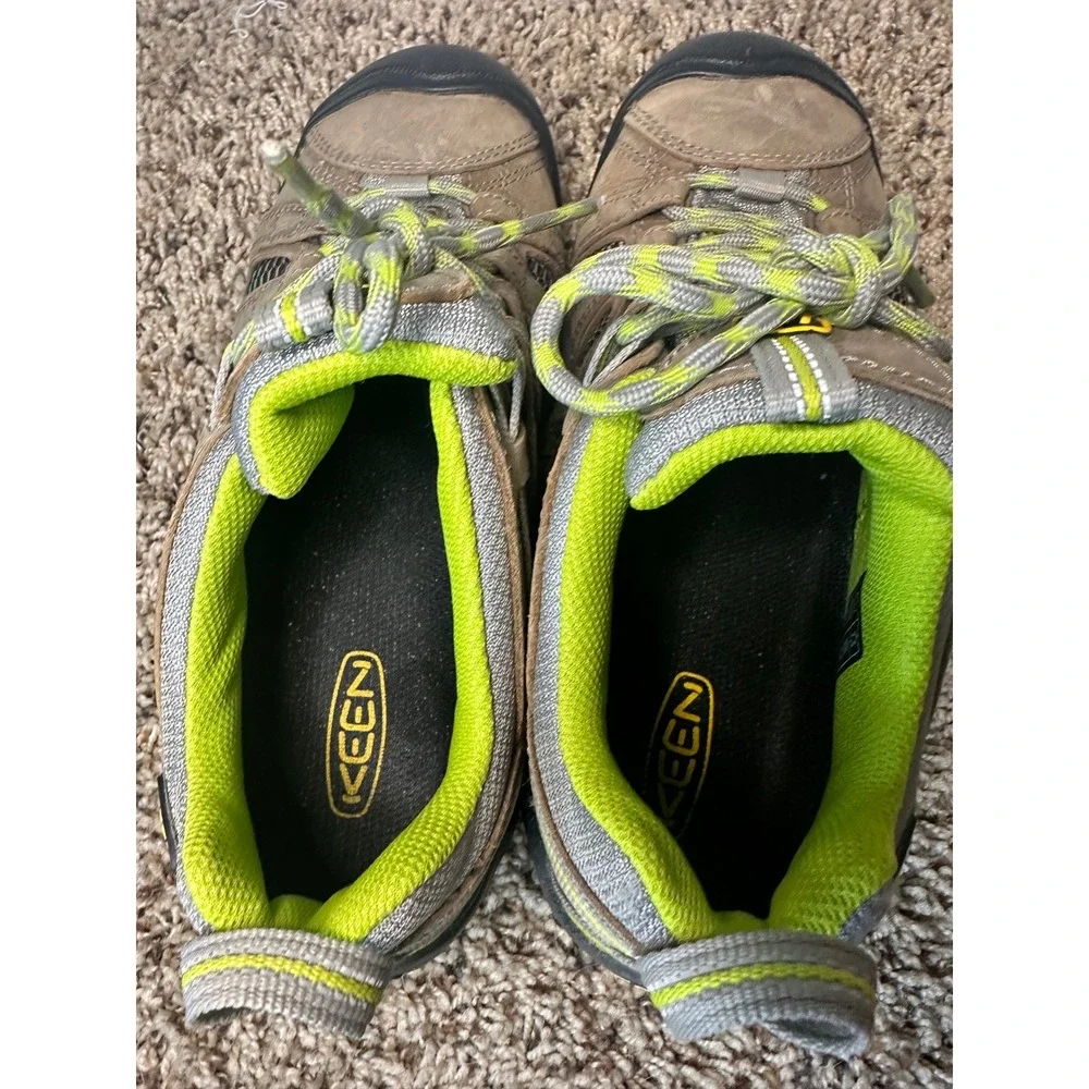 Keen Voyageur Hiking Shoes Womens US 7 EU 37.5 Shitake Lime Green Low Top Trail